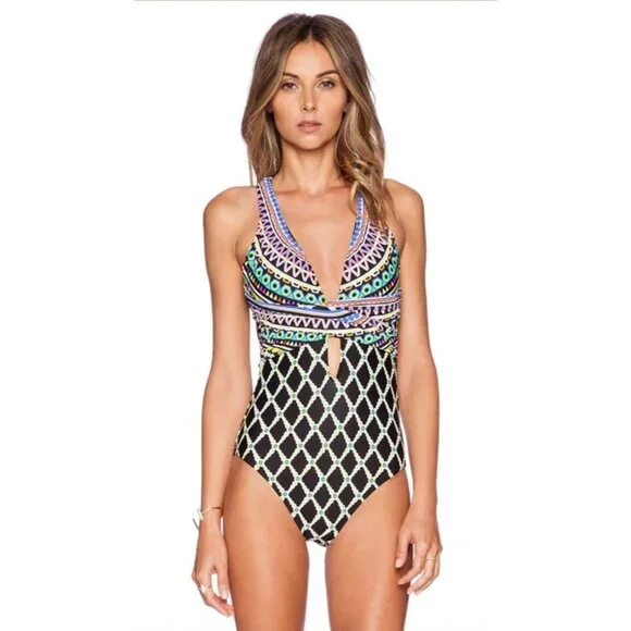 Trina Turk Geometric Print One-Piece Swimsuit W/ Cutout Size 6 Resort Beach - Picture 1 of 11